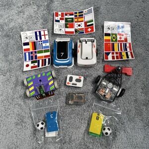 Lot 4 HEXBUG BATTLEBOTS 2 Remotes Stickers And Soccerballs Robots Toys Learning